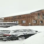 In With Sauna And Hot Tub Chalet
