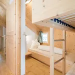 In With Sauna And Hot Tub Chalet Hohentauern