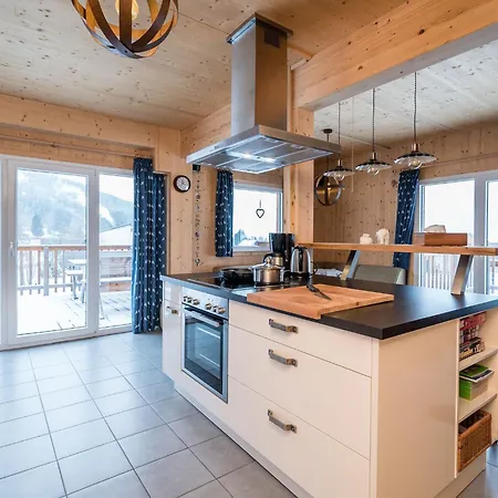 Chalé In With Sauna And Hot Tub Hohentauern