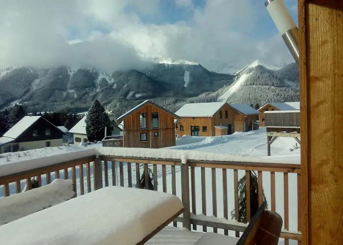 In With Sauna And Hot Tub