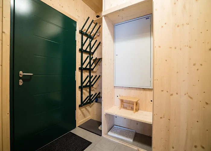 In With Sauna And Hot Tub Chalet Hohentauern